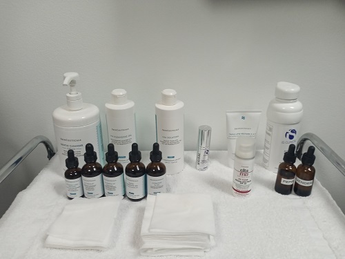  Profile Photos of AOB Med Spa 8400 E. PRENTICE AVE. #800 - Photo 3 of 4