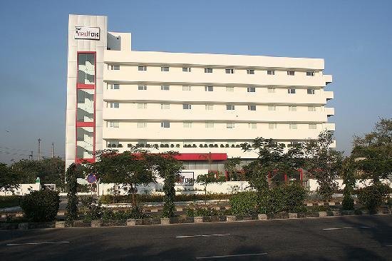 Main Building Red Fox Hotel, Jaipur of Red Fox Hotel, Jaipur Jawahar Lal Nehru Marg, Jaipur, Rajasthan - Photo 1 of 16