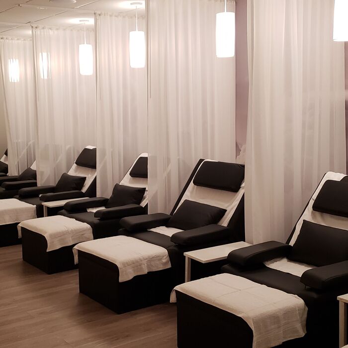  Profile Photos of Heavenly Foot Massage 30 N Summerlin Ave - Photo 2 of 4