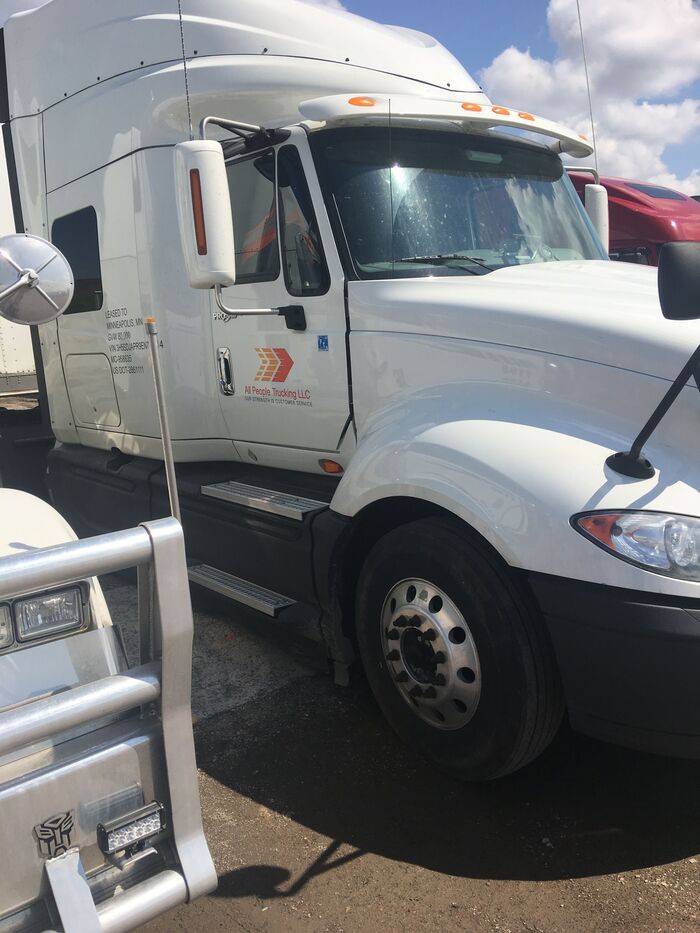  New Album of All People Trucking 920 E Lake St, #G12 - Photo 5 of 5