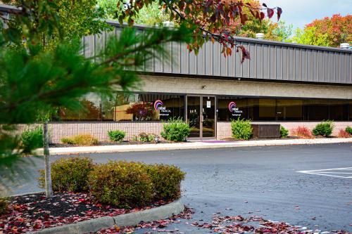  Profile Photos of rebel Financial 5940 Clyde Moore Drive, Suite C - Photo 2 of 4