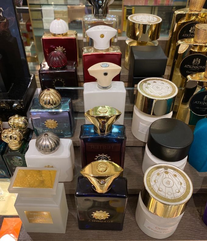  New Album of Parfums De France 1961 Chain Bridge Rd, #8002 - Photo 4 of 4