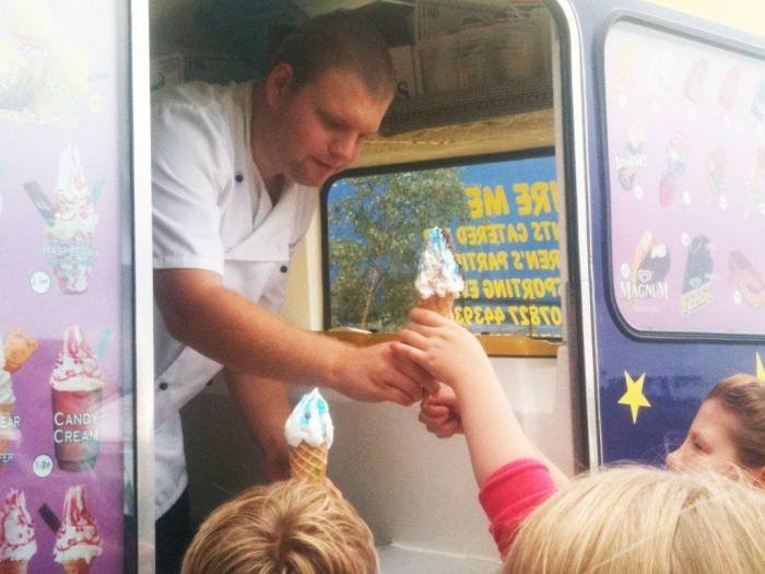  Profile Photos of Markes Ice Cream Van hire Rainham - Photo 30 of 49