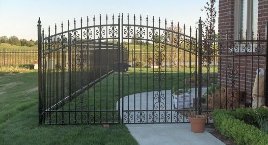  Profile Photos of Hometown Decks & Fences 132 Heathwood Heights Dr - Photo 2 of 2