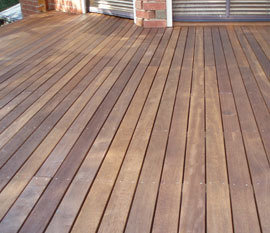  New Album of Reseal Timber Decks 8 Natasha Close - Photo 4 of 4