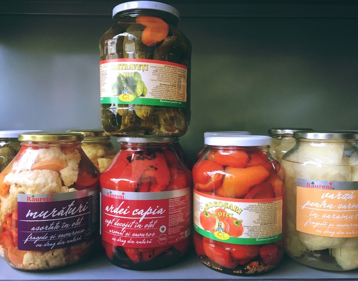  New Album of Gusturi RomÃ¢neÈ™ti - Grocery Store Witney 89 Corn Street - Photo 2 of 9