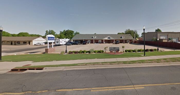  Photos of Schaudtâ€™s Glenpool-Bixby Funeral Service & Cremation Care Centers 1329 E 151st St S - Photo 7 of 12