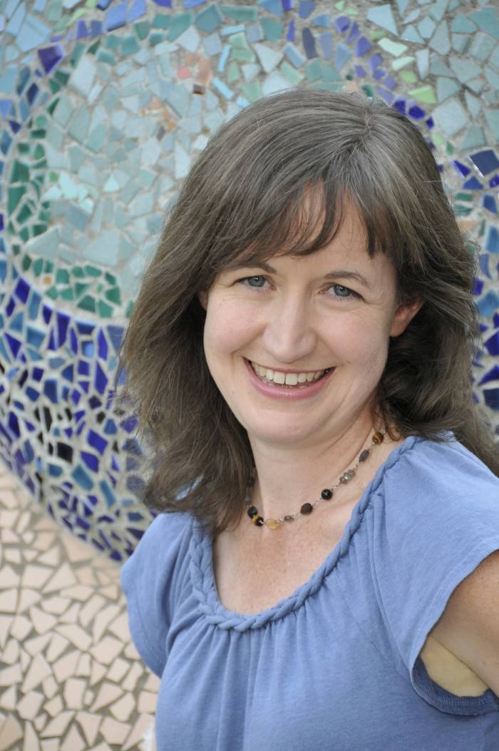  Dating Profile Headshots of Elena Rose Photography 2704 NE Stanton Street - Photo 6 of 7