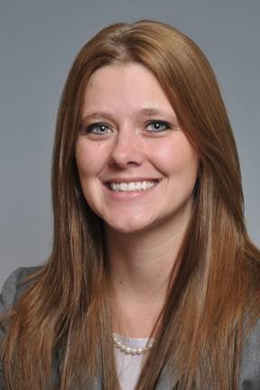  Portland Business Headshot Photography of Elena Rose Photography 2704 NE Stanton Street - Photo 19 of 30