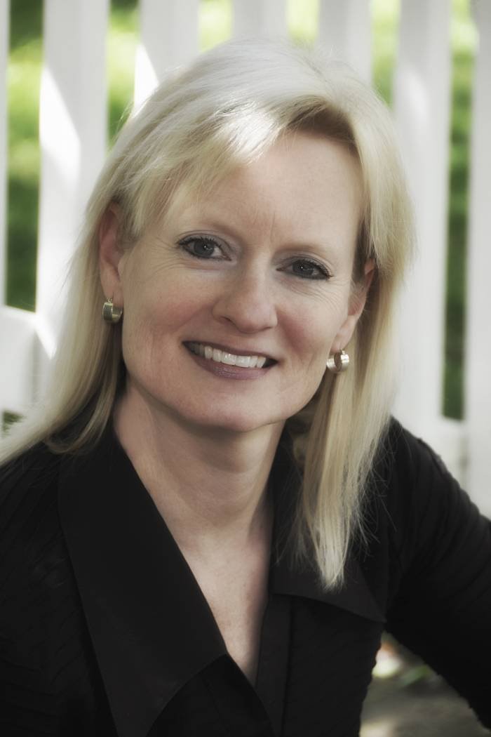  Portland Business Headshot Photography of Elena Rose Photography 2704 NE Stanton Street - Photo 13 of 30