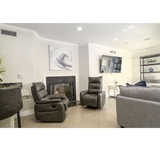Costa Colina Studio City, Studio City