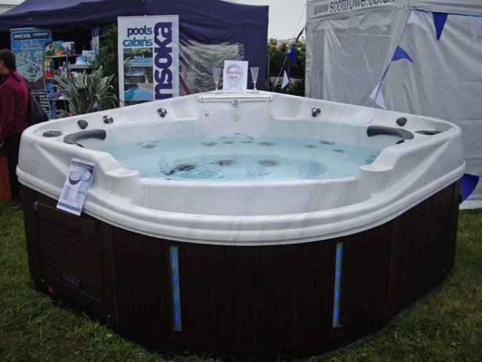  Profile Photos of Ricol Leisure Hot Tubs 21 Cambridge Road - Photo 6 of 8