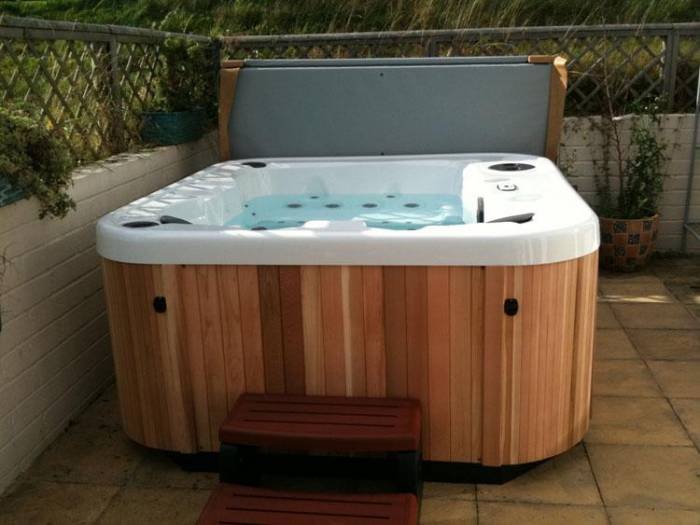 Profile Photos of Ricol Leisure Hot Tubs 21 Cambridge Road - Photo 8 of 8