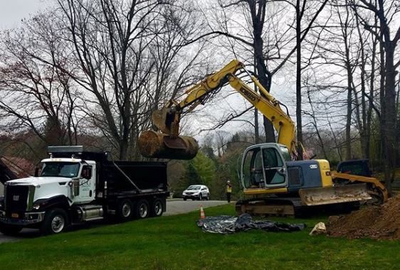  Profile Photos of Oil Tank Enviro 905 E 7th St - Photo 1 of 2