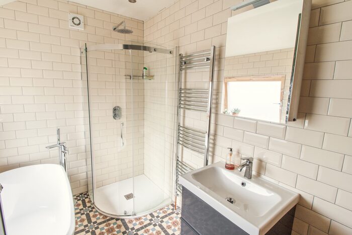  New Album of Graline Construction Ltd 23 Brick Kiln Lane, Wythall - Photo 5 of 8