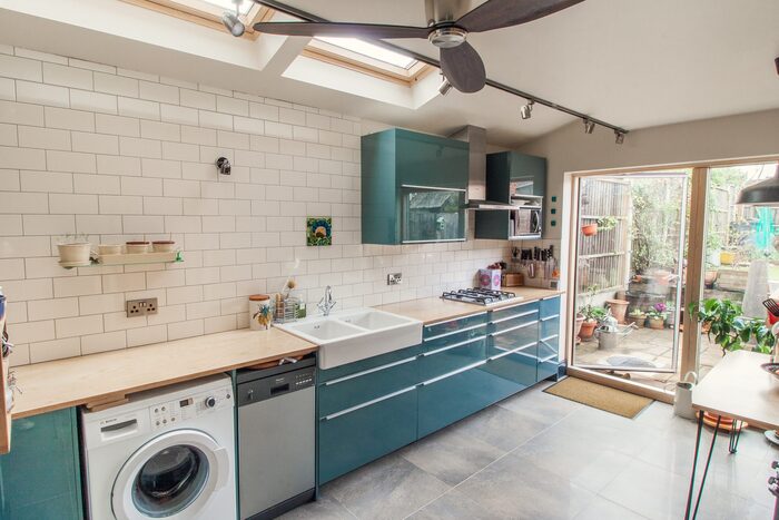  New Album of Graline Construction Ltd 23 Brick Kiln Lane, Wythall - Photo 7 of 8