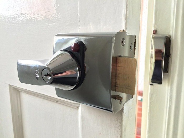  Profile Photos of Trusted Local Locksmith in Pimlico SW1 Warwick Way - Photo 10 of 11