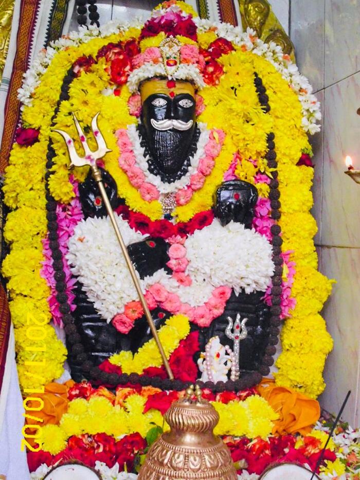 Muneshwara Swamy the deity of the temple. Temple Photos of Sri Muneshwara Swamy Temple and Astrology Center Bazaar Street Someshwarpura, Halasuru - Photo 3 of 4