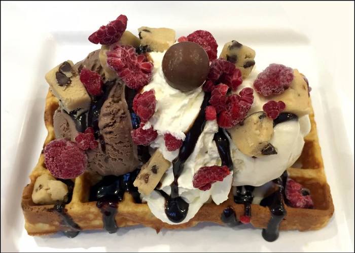  Hot Waffles of Cold Rock Ice Creamery Aspley 7/1378 Gympie Road - Photo 3 of 13