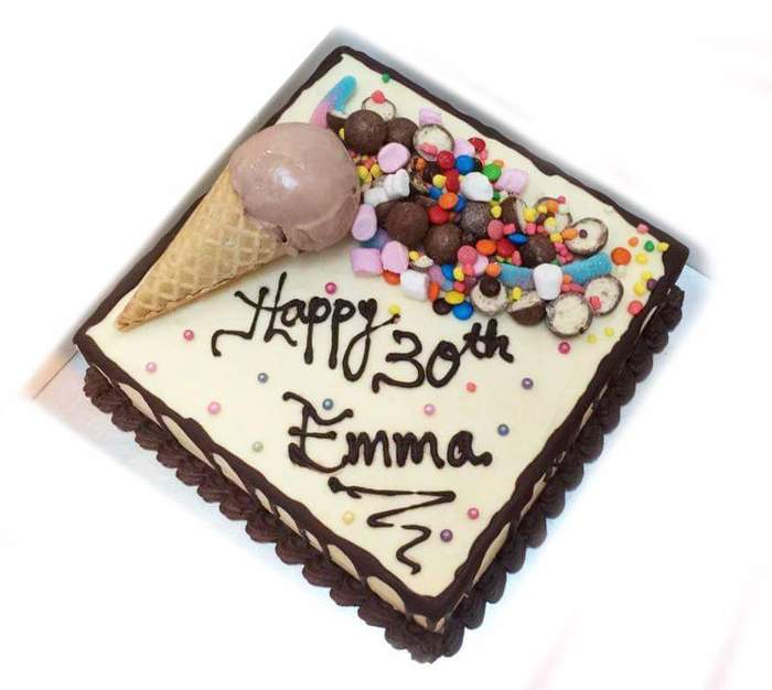  Cold Rock ice cream cakes of Cold Rock Ice Creamery Aspley 7/1378 Gympie Road - Photo 23 of 56