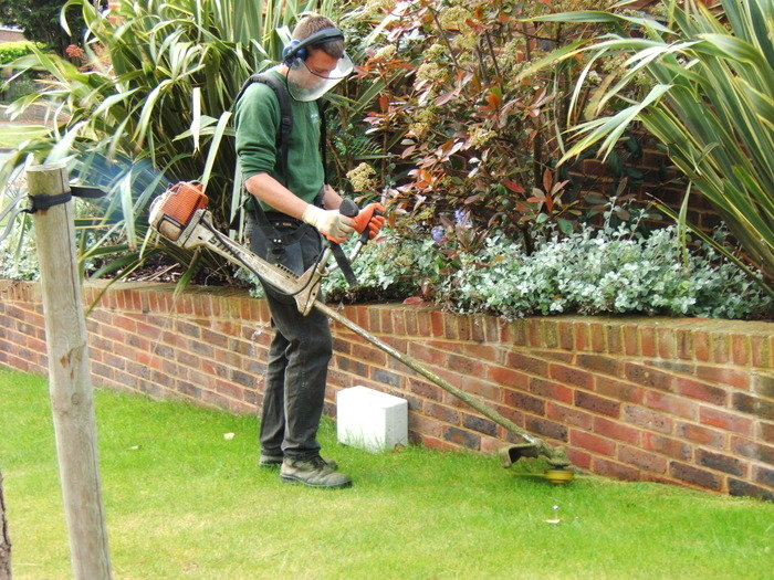  Profile Photos of Tim Jordan Grounds Maintenance Ltd Unit 7 East, E Plan Industrial Estate - Photo 7 of 13
