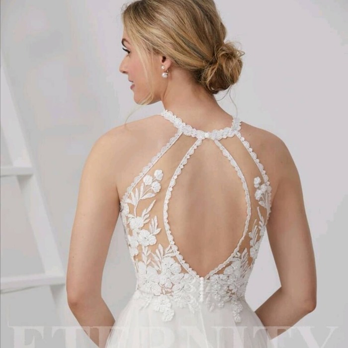 New Album of Beautiful Day Bridal Unit 19, Flexspace Business Centre, Yarm Industrial Estate, Lingfield Way - Photo 5 of 8