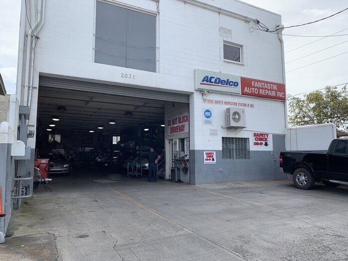  New Album of Fantastik Auto Repair 2031 Colburn Street - Photo 1 of 5