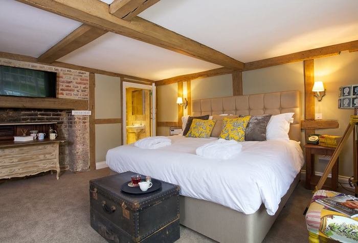  Profile Photos of The Queen's Inn Rye Road - Photo 14 of 27