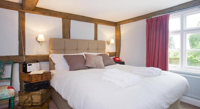  Profile Photos of The Queen's Inn Rye Road - Photo 17 of 27