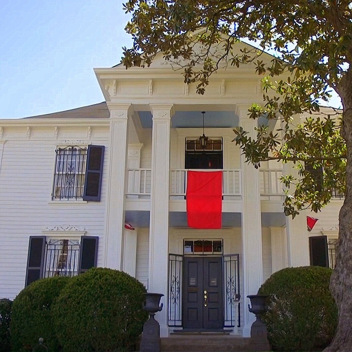 Lotz House Museum at 9 minutes to the west of Dental Bliss Franklin Places near Dental Bliss Franklin of Dental Bliss Franklin 151 Rosa Helm Way - Photo 10 of 13 Lotz House Museum at 9 minutes to the west of Dental Bliss Franklin Places near Dental Bliss Franklin of Dental Bliss Franklin 151 Rosa Helm Way - Photo 10 of 13