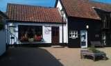 Il Divo Restaurant, Diss
