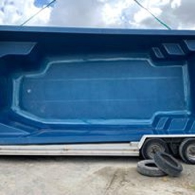  New Album of Complete Fibreglass Pool Kits 1A/24 Macquarie Street, Tenerriffe - Photo 3 of 4