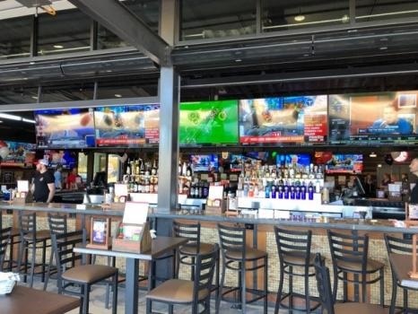  Profile Photos of Cold Beers & Cheeseburgers 5625 North 7th Street - Photo 2 of 4