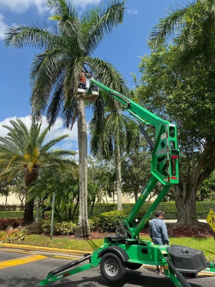  Profile Photos of EPS Landscaping & Tree Service LLC 1879 NW 141st Ave - Photo 4 of 4