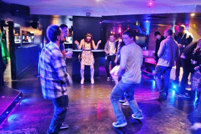  Nightclub Photography  of SPhotography 28 Cartmel Gardens - Photo 7 of 7