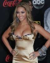 Beyonce wearing Minx, Enchanting Beauty Mobile Beauty & Holistic Therapist, Whitstable
