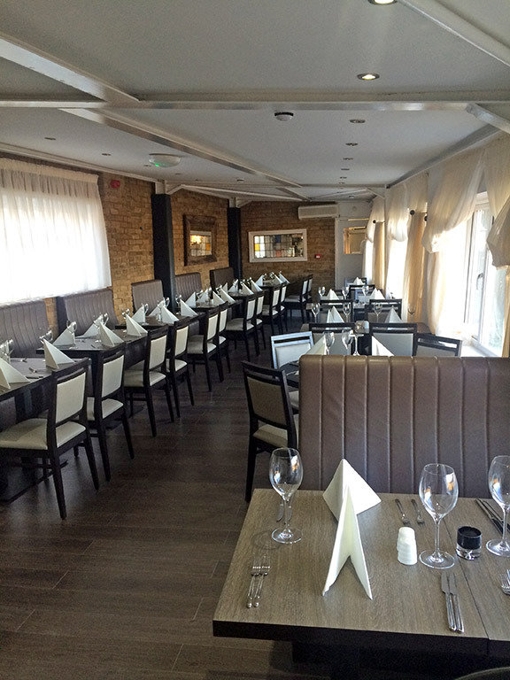  Profile Photos of IL TORRENTE RESTAURANT 42 High Street - Photo 3 of 6
