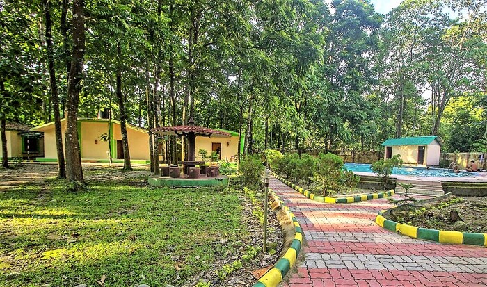  New Album of JALDAPARA JUNGLE RESORT 54 Ho Chi Minh Sarani - Photo 4 of 9