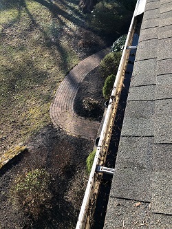  New Album of Clean Pro Gutter Cleaning Queens 16807 73rd Ave - Photo 1 of 3