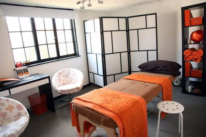  Profile Photos of The Orange Grove Clinic 7 St John's Alley, Maddermarket - Photo 4 of 5