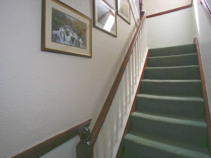 Profile Photos of Bryn Llewelyn Bed and Breakfast Betws-y-Coed Bryn Llewelyn, Holyhead Road - Photo 7 of 11