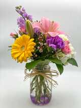 Denis Flowers & Gifts, New Milford