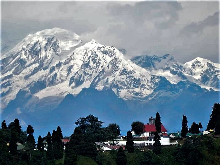  New Album of SILK ROUTE TOUR SIKKIM PACKAGE PREMIUM STAYS 54 Ho Chi Minh Sarani - Photo 5 of 5