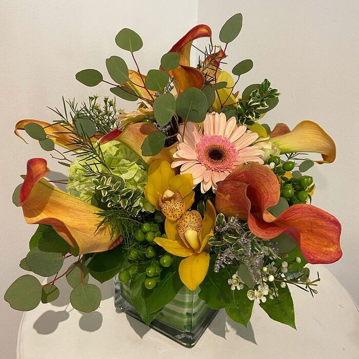 Crisp Fall Flowers! Plentiful Designs! of The Flower Patch 1592 Bayview Ave - Photo 2 of 2