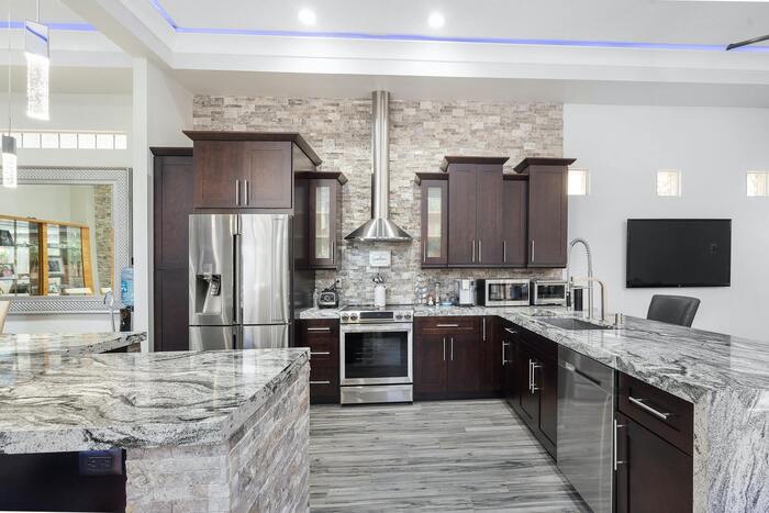  Profile Photos of Frederick Remodeling Co 5711 Industry Ln - Photo 2 of 4