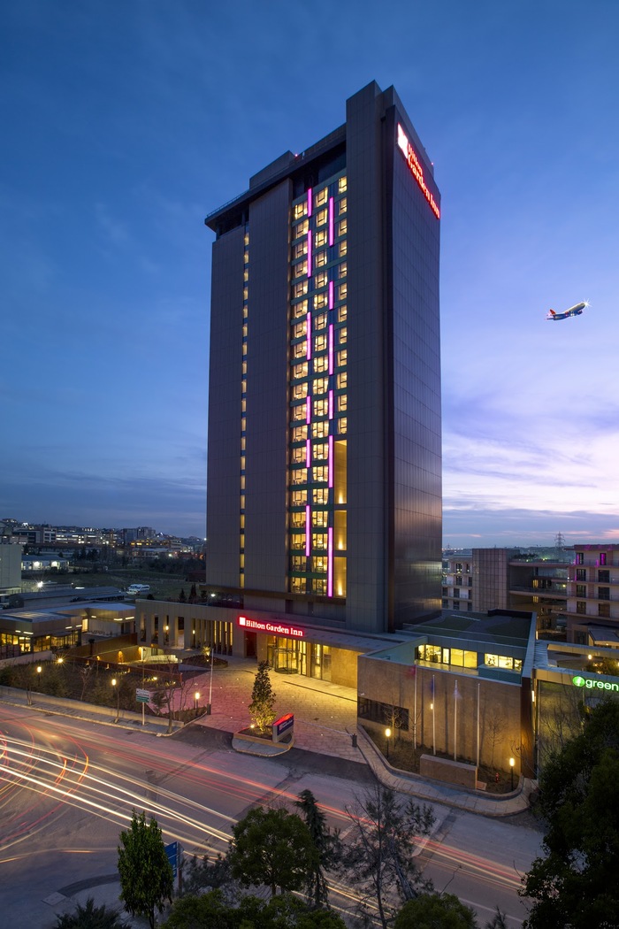  Profile Photos of Hilton Garden Inn Istanbul Ataturk Airport Yenibosna Merkez Mh, YalÃ§Ä±n KoreÅŸ Cd No:14 - Photo 1 of 10
