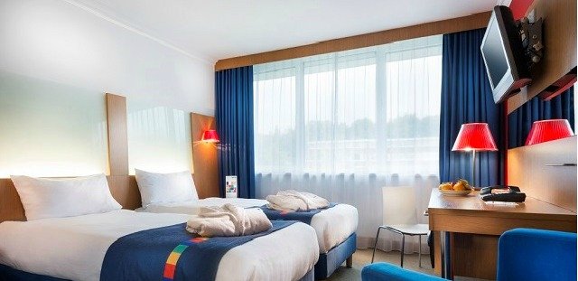  Profile Photos of Park Inn by Radisson Harlow Southern Way - Photo 2 of 11