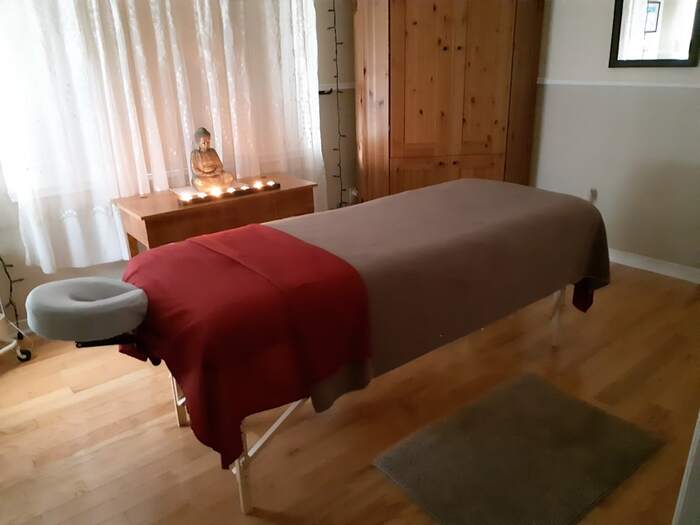  Profile Photos of Claudia Valenti OrthothÃ©rapeute 316 Rue de Normandie - Photo 4 of 6