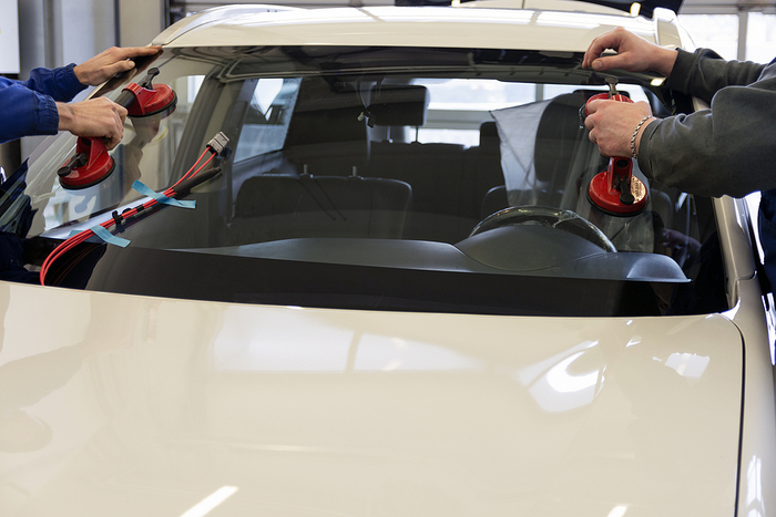  New Album of Round Rock Windshield Repair Pros 1401 Satellite View, Unit 2101 B - Photo 3 of 5