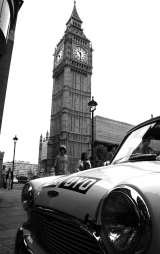 smallcarBIGCITY, Trafalgar Square